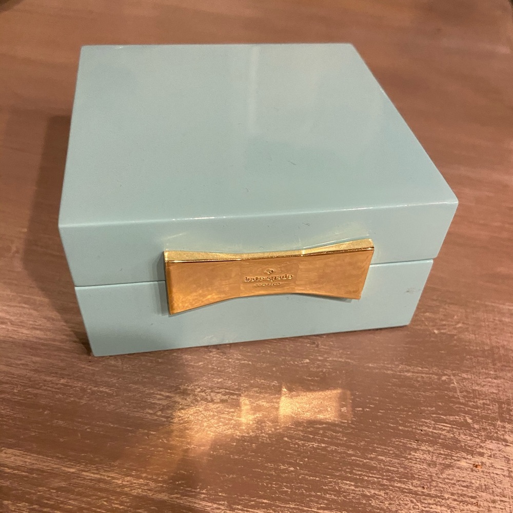 Kate Spade small jewelry box NWT